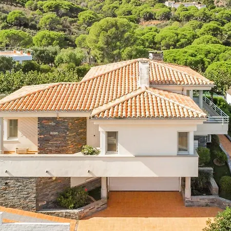 Villa Majordoms - Sarnella, *